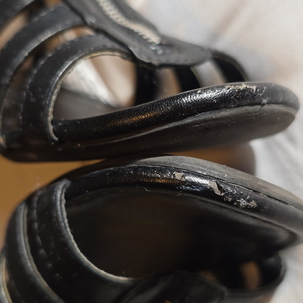 White Mountain Black Strappy Sandals - Picture 12 of 12